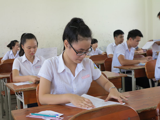 de-thi-tuyen-sinh-vao-lop-10-mon-toan-tinh-binh-dinh-nam-2016-co-dap-an